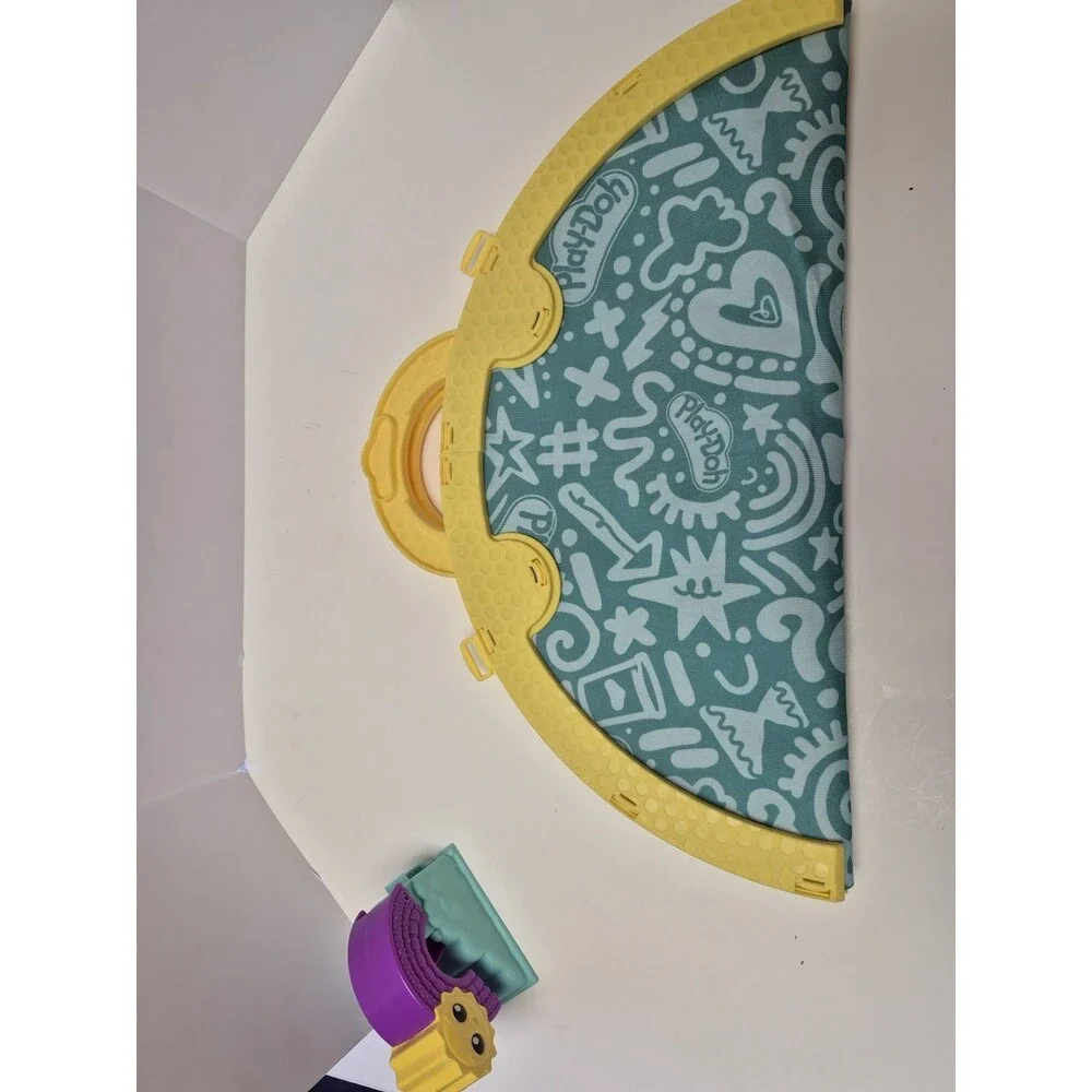 Play-Doh Fold & Go Playmat used Preschool Toy Travel Carry